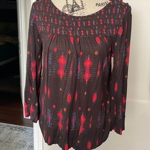 BEAUTIFUL AZTEC PRINT TOP
